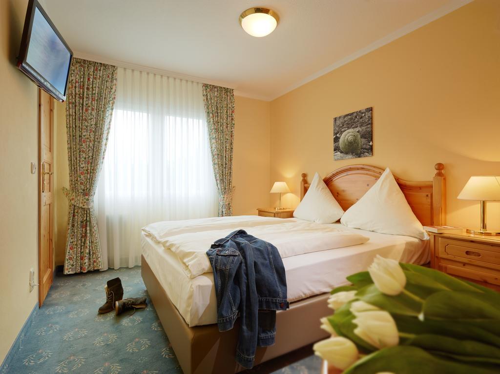 Ringhotel Boemers Mosel Landhotel Альф Екстер'єр фото