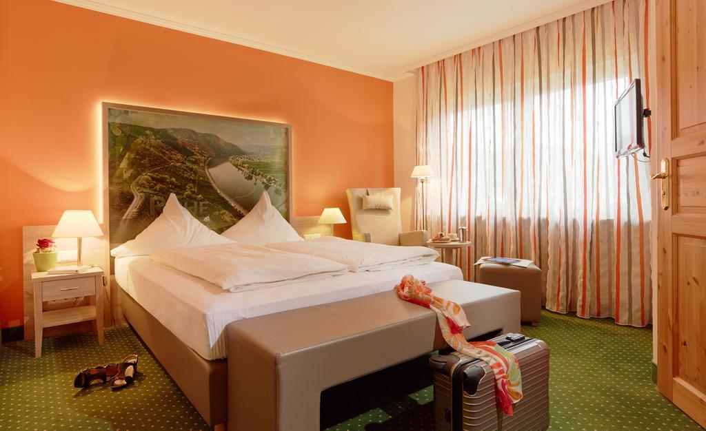 Ringhotel Boemers Mosel Landhotel Альф Екстер'єр фото