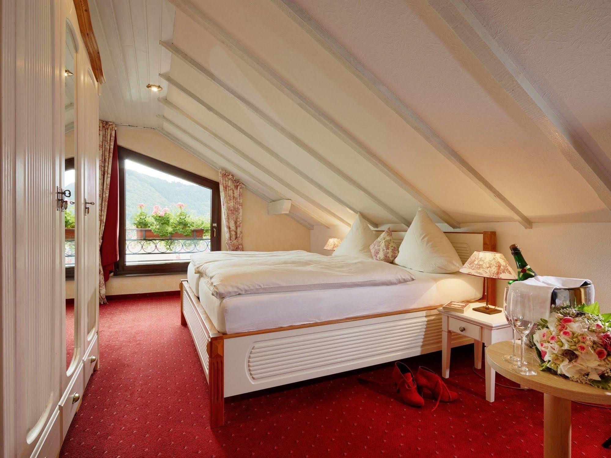 Ringhotel Boemers Mosel Landhotel Альф Екстер'єр фото