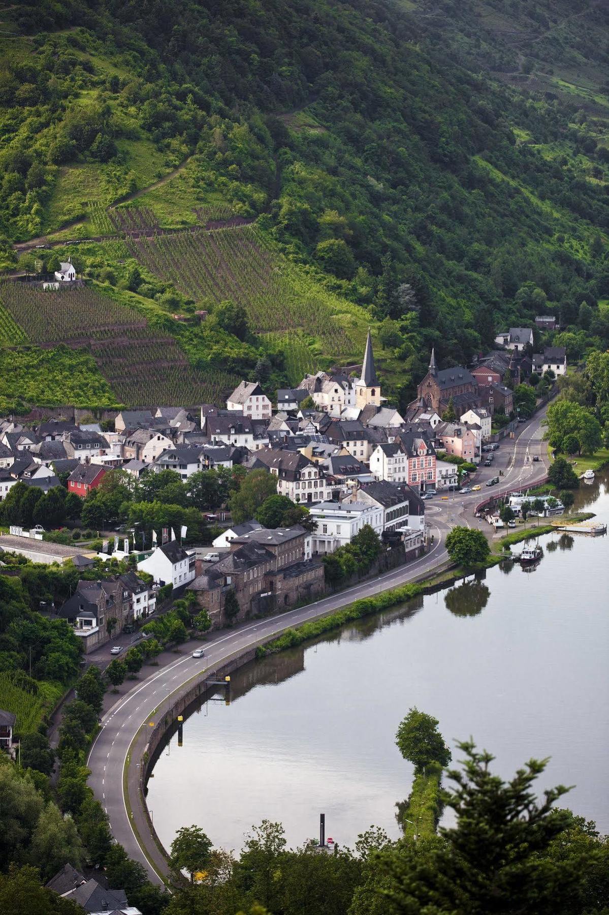 Ringhotel Boemers Mosel Landhotel Альф Екстер'єр фото